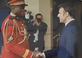Brice Clotaire Oligui Nguema en France : une visite stratégique au sommet avec Emmanuel Macron