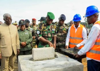 Gabon : lancement des travaux de la Caserne des Sapeurs-Pompiers à Koulamoutou par Oligui Nguema