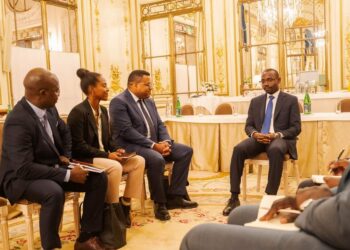 Gabon : MERIDIAM discute des défis de la route PK 12-PK 105 avec Mays Mouissi