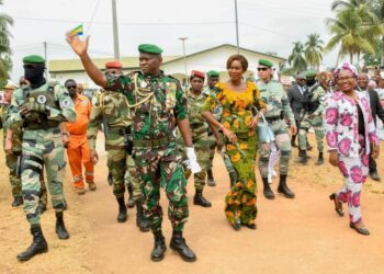Oligui Nguema en tournée triomphale à Lambaréné : des actions concrètes pour le développement local
