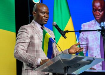 Bourses, entrepreneuriat, développement durable et rapatriement au cœur des débats entre Oligui Nguema et la diaspora gabonaise à Paris