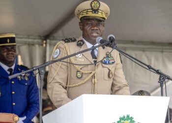 Gabon : Oligui Nguema prône l&rsquo;intégrité et la discipline lors de la cérémonie de fin de stage de la 16e promotion du cours d’État Major de l’École Nationale de Gendarmerie d’Owendo