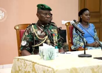 À Franceville, Oligui Nguema lance un appel à l’unité et à la reconstruction du Haut-Ogooué