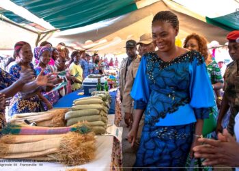 Franceville : Zita Oligui Nguema en soutien aux agricultrices locales