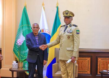 André Pépé Nze : une icône de la musique Gabonaise nommée au Ministère de l&rsquo;Éducation Nationale