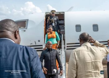 Relations Gabon-Ouganda : Brice Clotaire Oligui Nguema et son épouse Zita Oligui Nguema présents à un exposé sur le programme « opération création de richesses » à Gulu