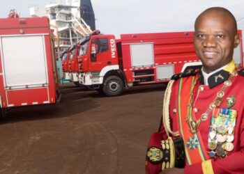 Lutte contre les incendies au Gabon : onze nouveaux camions de pompiers pour renforcer la sécurité des populations
