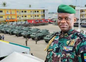 Gabon : le Chef de l&rsquo;État renforce de manière considérable les capacités des Forces de Défense et de Sécurité
