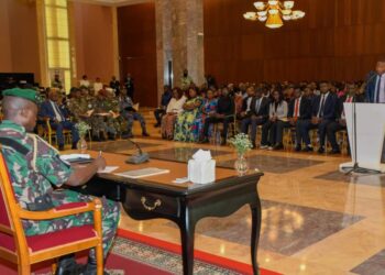 Gabon : à l&rsquo;écoute des cris d&rsquo;alarme, Oligui Nguema reçoit les chômeurs gabonais et fait renaître l&rsquo;espoir