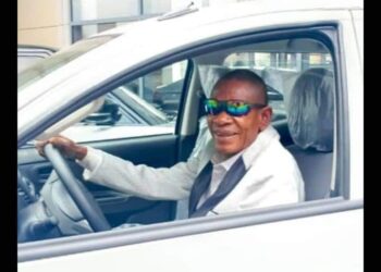 Gabon : le Phénoménal Ndong Mboula, honoré à son tour par le Chef de l&rsquo;État avec un véhicule neuf