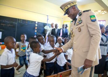 Rentrée Scolaire 2024-2025 : Oligui Nguema lance un appel à l&rsquo;excellence