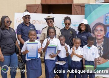 Distribution de Kits Scolaires : La Fondation Ma Bannière et Alpha Centauri Mining S.A. unissent leurs efforts pour soutenir l&rsquo;éducation au Gabon