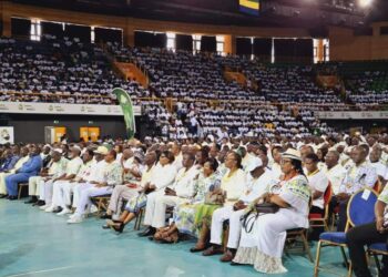 Au Gabon, le PDG fait sa rentrée politique marquée du sceau de la fin de l’hégémonie des Bongo