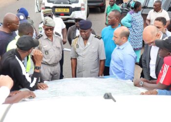 Port-Gentil : lancement des travaux d&rsquo;assainissement pour un meilleur drainage et moins d&rsquo;inondations