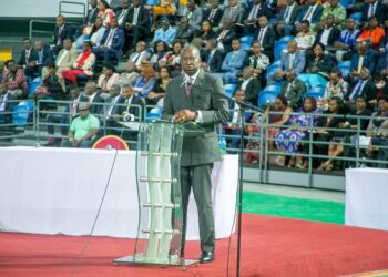 Colloque sur la Fonction Publique : sous la Transition, 9 294 fonctionnaires ont été intégrés, souligne Charles M’ba