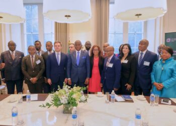 Brice Clotaire Oligui Nguema promeut les opportunités d&rsquo;investissement du Gabon à Washington