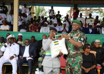 Mbigou : les promesses du Président Oligui Nguema pour une modernisation énergétique