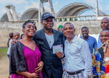 Brice Clotaire Oligui Nguema appelle les Gabonais à retirer leur carte d’électeur en vue du référendum du 16 novembre 