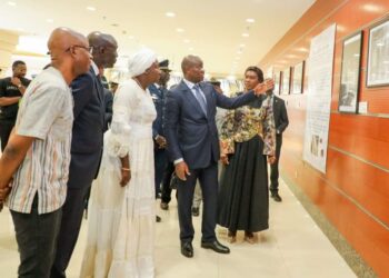 Oligui Nguema valorise l’art gabonais à la Biennale des Arts de Dakar