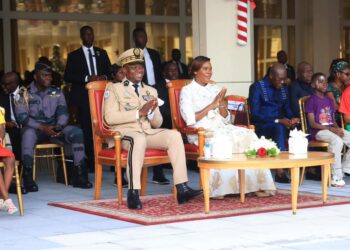 « Un Noël Ensemble » : le couple présidentiel offre la magie des fêtes à plus de 35 000 enfants défavorisés à travers le Gabon