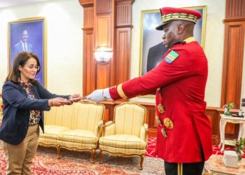 Renforcement des liens Gabon-Égypte : le Président Oligui Nguema reçoit les Lettres de créance de la nouvelle Ambassadrice égyptienne