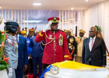 Le Chef de l’Exécutif rend un hommage solennel à Adrien Nze Ebané, icône du cinéma gabonais