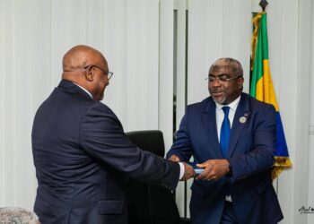 Passation de charges au Ministère de l’Énergie au Gabon : Séraphin Akouré Davin prend officiellement les rênes