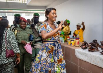 Gabon : Zita Oligui Nguema engagée, aux côtés de son époux, pour l’émancipation économique des femmes