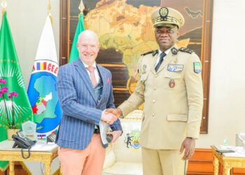 Investissements et création d’emplois au Gabon : Brice Clotaire Oligui Nguema échange avec R.E. Investments