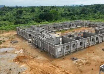 Koulamoutou : Oligui Nguema impulse une dynamique nouvelle avec la construction d’un lycée moderne à Mibaka