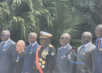 Huit figures de l’industrie pétrolière et énergétique honorées par la République gabonaise