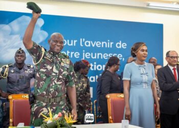 Le couple présidentiel à l’Université Omar Bongo : entre proximité et engagement pour l’éducation au Gabon 
