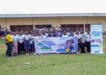 Sensibilisation en milieu scolaire : la Fondation Ma Bannière à l’écoute de la jeunesse de l’Ogooué-Ivindo