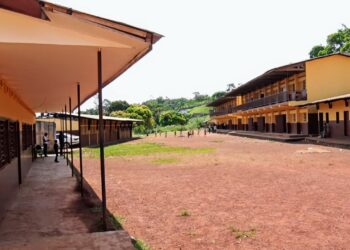 Lastourville : le CTRI impulse la modernisation des infrastructures scolaires