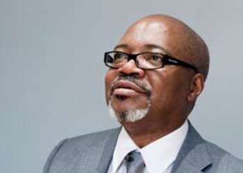 Brice Clotaire Oligui Nguema : un hommage hautement symbolique rendu à feu André Mba Obame