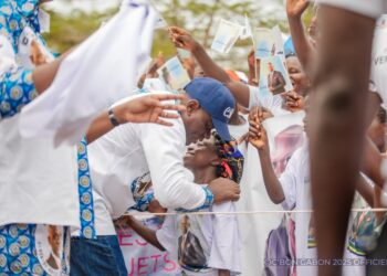 Brice Clotaire Oligui Nguema : un engagement fort pour le développement de Lébamba