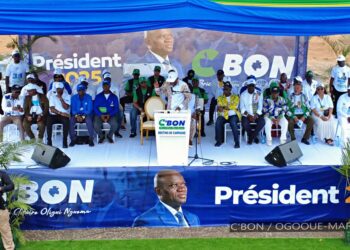 Élection présidentielle – Omboué : Brice Clotaire Oligui Nguema galvanise les foules et vante le bilan de la Transition