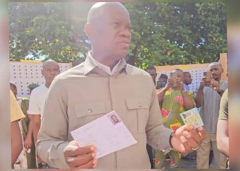 Brice Clotaire Oligui Nguema, un citoyen exemplaire face à son devoir civique