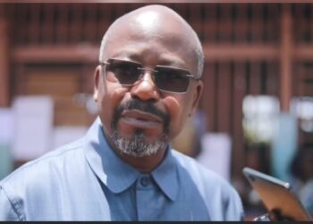 Propos d&rsquo;Alain Claude Bilie-By-Nzé sur les cartes d&rsquo;électeurs : Il est important de lire le droit