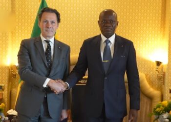 Rencontre entre Brice Clotaire Oligui Nguema et l’ambassadeur de l’Ordre de Malte : vers un partenariat humanitaire renforcé au Gabon