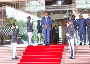 Gabon – 5e République : Brice Clotaire Oligui Nguema nomme un gouvernement resserré et réformateur