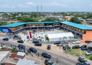 Au Gabon, Brice Clotaire Oligui Nguema procède à l&rsquo;inauguration du marché CTRI d’Akanda