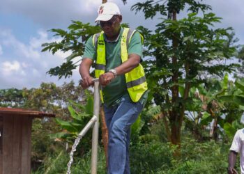 Ogooué-Ivindo : le PNUD et les autorités locales unis pour garantir l’efficacité des projets présidentiels