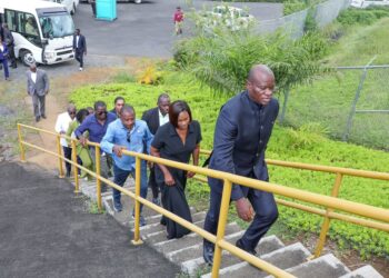 Visite d’État : le Président Oligui Nguema découvre le complexe gazier de Punta Europa à Malabo