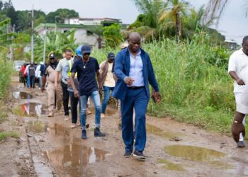 Akemindjogoni : le Président Oligui Nguema au cœur des quartiers oubliés pour un développement urbain inclusif