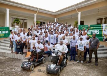 Commune de Franceville : Luther Steeven Abouna Yangui exhorte la jeunesse à s’engager pleinement dans la refondation nationale