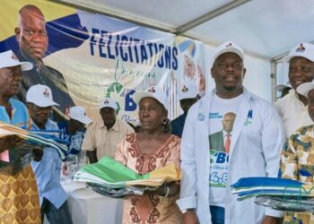 Commune de Franceville : Luther Steeven Abouna Yangui honore les anciens pour leur rôle dans la victoire du Président Oligui Nguema