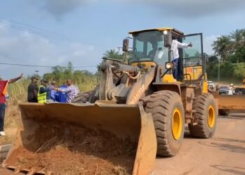 Oyem : démarrage des travaux de réhabilitation de la voirie principale, un vent nouveau souffle sur la capitale du Woleu-Ntem 