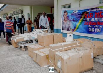 Port-Gentil : Zita Oligui Nguema intensifie son action sociale à travers la Fondation Ma Bannière