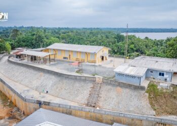 Oligui Nguema redonne vie à la paroisse Saint Marcel de Kango : un geste de foi, de mémoire et de renaissance